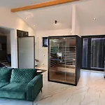 Oli 1 Apartament *
